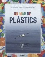 UN MAR DE PLASTICS