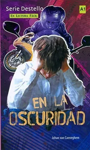 EN LA OSCURIDAD